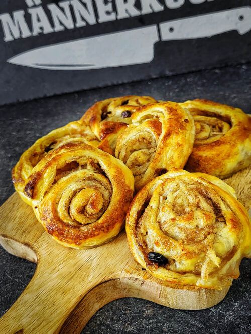 Zimtschnecken mit Birnenfüllung